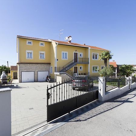 Apartments Euphemia Rovinj Buitenkant foto